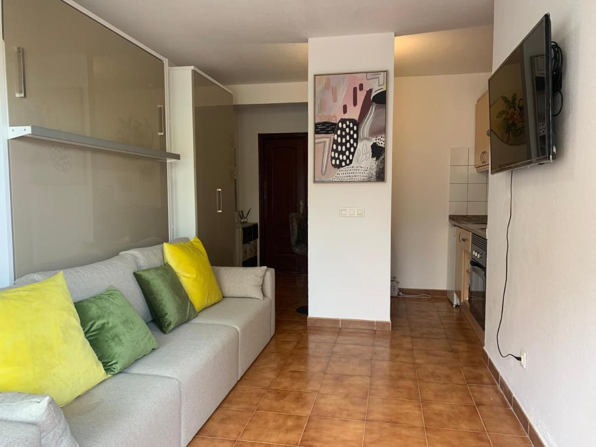 Апартаменты Estudio En Tenerife Con Piscina / Study Flat With Pool Сан Мигель Экстерьер фото